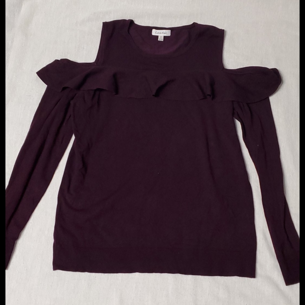 Calvin Klein Sweater